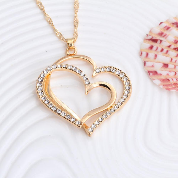 Romantic Heart Pattern Necklace Set